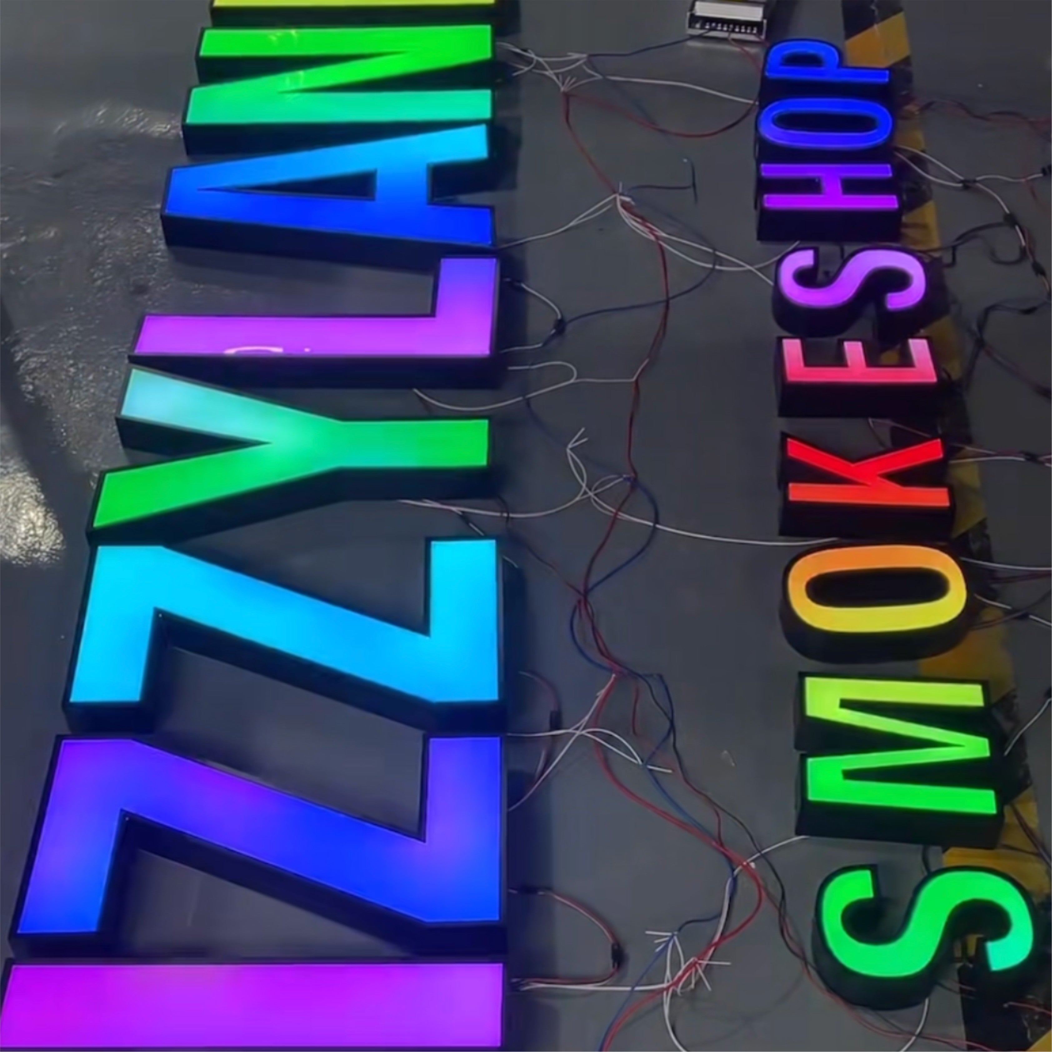 Wholesale Customizable RGB Programmable LED Logo 3D Letter Printer External Logo Electronic Signs Manufacturer