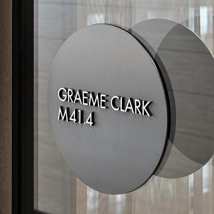 Customized Gold\/silver Stainless Steel Letter Logo, Available in Multiple Colors. Reliable Quality.Non Luminous Letter Signs